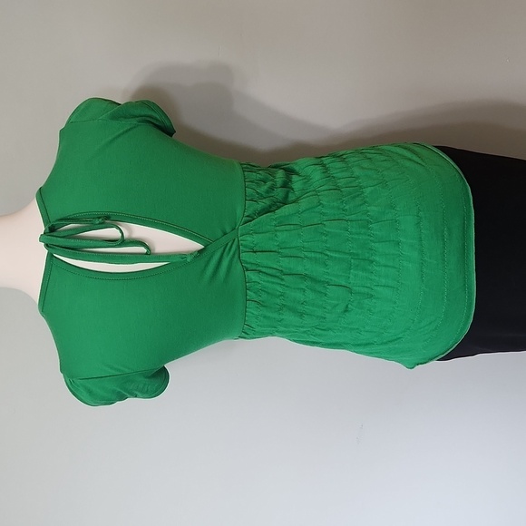 Derek Heart Green Short Sleeve Top - Picture 9 of 14